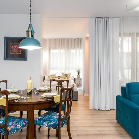 Villa Venecja Apartment Chwaliszewo With Free Garage City Center By Noclegi Renters Poznań Exteriör bild