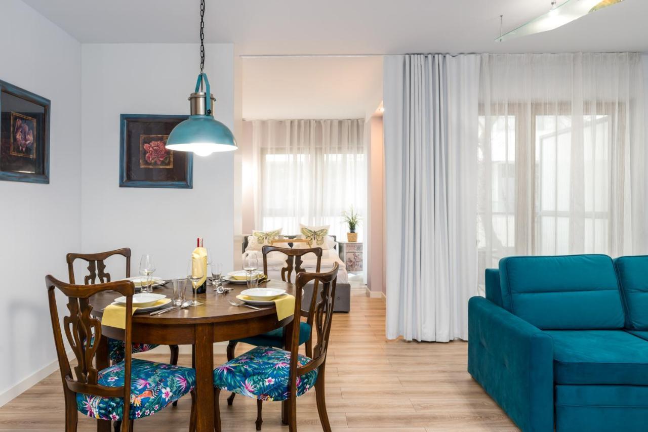 Villa Venecja Apartment Chwaliszewo With Free Garage City Center By Noclegi Renters Poznań Exteriör bild