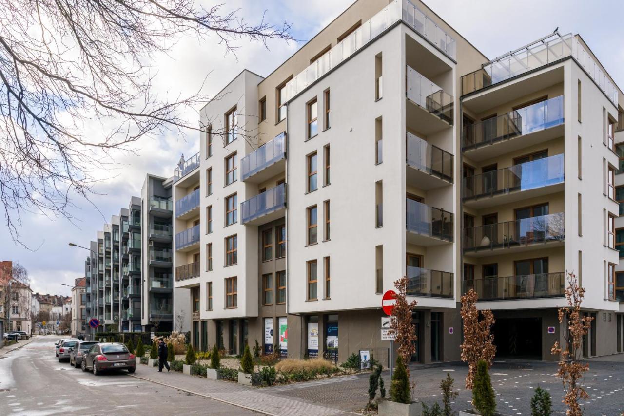 Villa Venecja Apartment Chwaliszewo With Free Garage City Center By Noclegi Renters Poznań Exteriör bild
